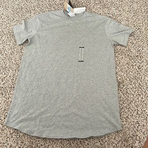 Nike Sportswear Essentials Uni-Sex T-Shirt